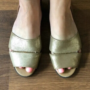 🔥4/$20 Gold Flats